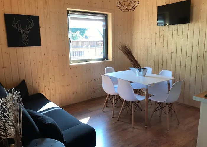 Nadmorskie Klimaty - Caloroczne Стегна