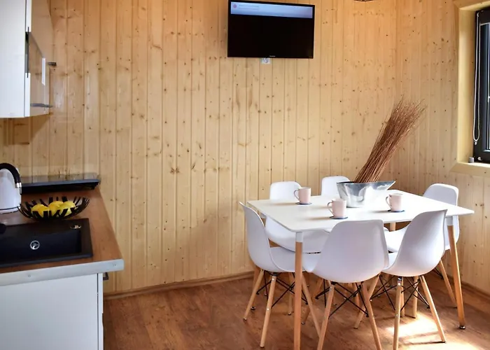 Nadmorskie Klimaty - Caloroczne * Стегна